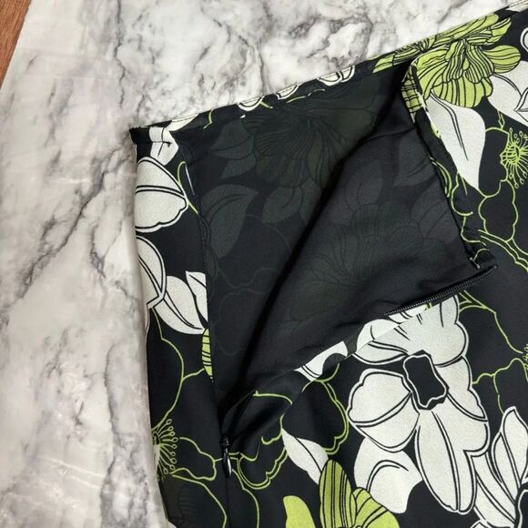 Vintage 90s Worthington Petite Floral Print flower Skirt Green black size 12P - Picture 4 of 7